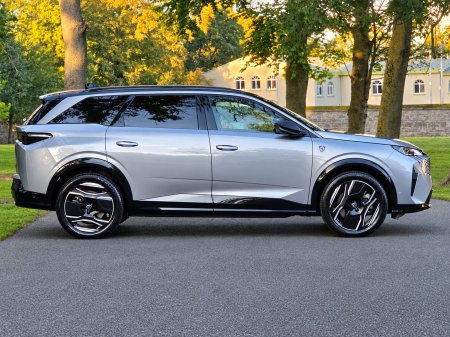 2025 Peugeot 5008 - photo 8