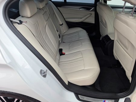 2019 BMW 5-Series - photo 20