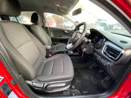 2023 Kia Rio - photo 14