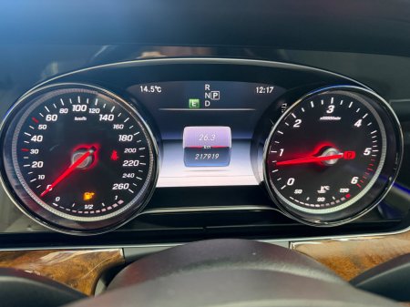 2016 Mercedes-Benz E-Class - photo 17