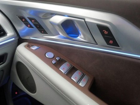 2025 BMW XM - photo 21