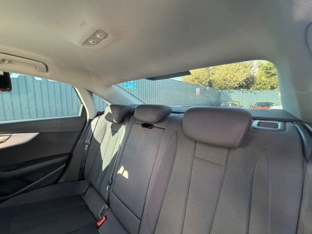 2017 Audi A4 - photo 45