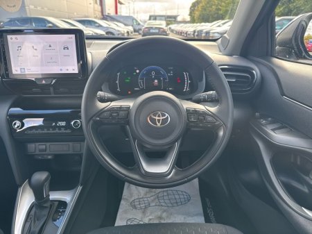 2026 Toyota Yaris Cross - photo 9
