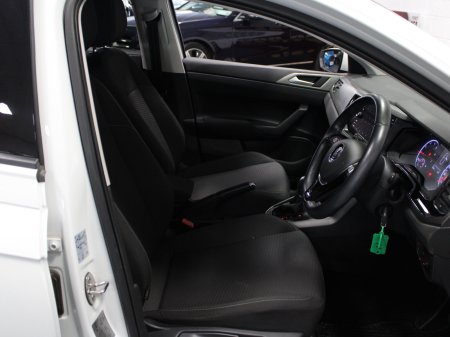 2019 Volkswagen Polo - photo 25