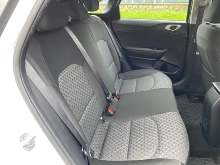 2023 Kia Ceed - photo 13