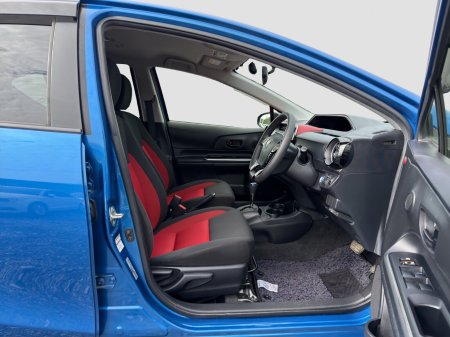 2018 Toyota Aqua - photo 9
