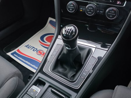 2018 Volkswagen Golf - photo 23