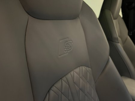 2020 Audi S6 - photo 20