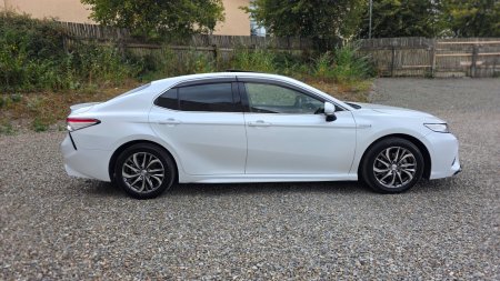 2019 Toyota Camry - photo 9