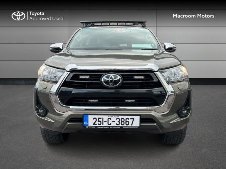 2025 Toyota Hilux - photo 5