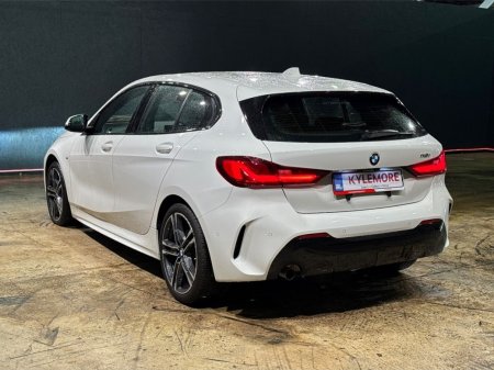 2024 BMW 1-Series - photo 5