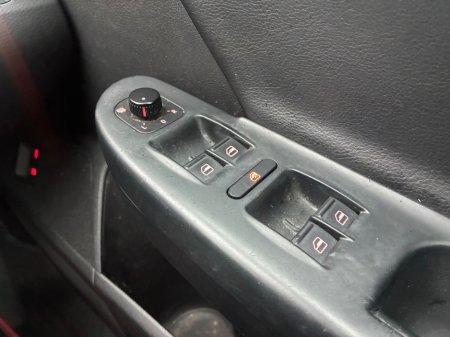2010 Volkswagen Passat - photo 16