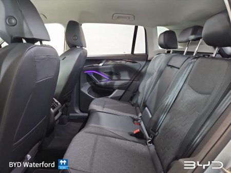 2025 Volkswagen Tiguan - photo 7