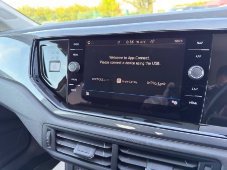 2018 Volkswagen Polo - photo 16
