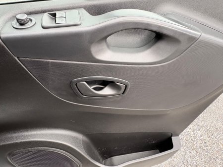 2021 Renault Trafic - photo 7
