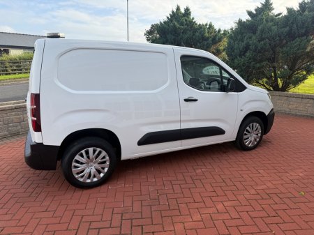 2021 Peugeot Partner - photo 11