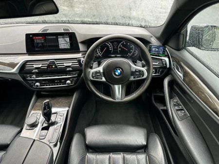 2017 BMW 5-Series - photo 16