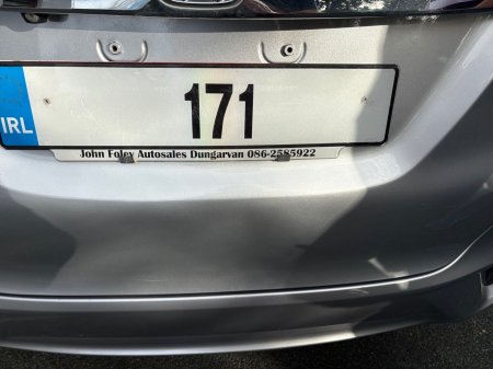 2017 Honda Fit - photo 18