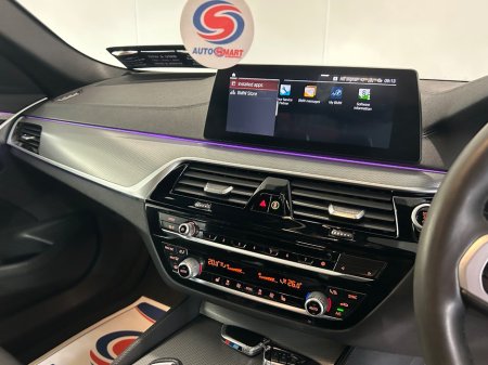 2020 BMW 5-Series - photo 10