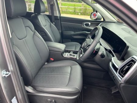 2026 Kia Sorento - photo 14