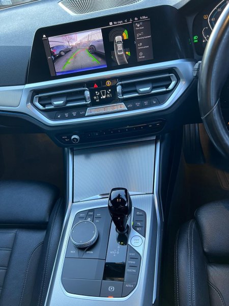 2021 BMW 3-Series - photo 10