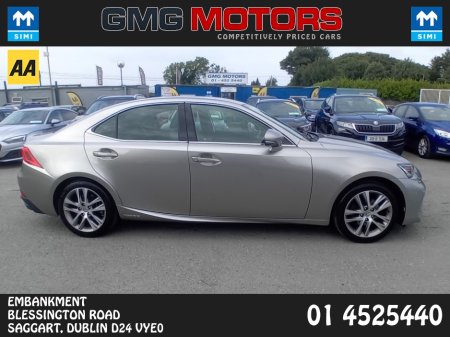 2017 Lexus IS - photo 3