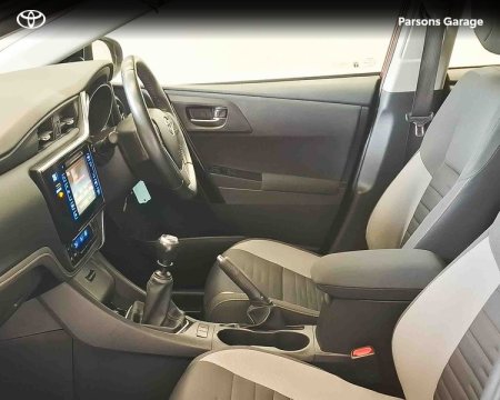 2017 Toyota Auris - photo 6