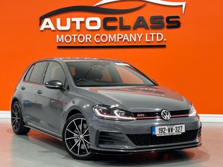 2019 Volkswagen Golf - photo 3