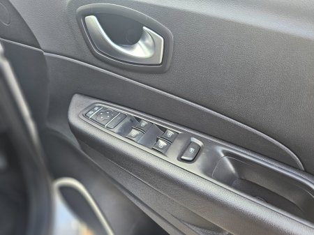 2019 Renault Captur - photo 13