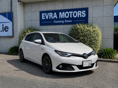 2016 Toyota Auris G MODELLISTA HYBRID AUTOMATIC 1.8  PETROL //LOW MILES//HIGH SPEC//FULL LEATHER//HEATED SEATS//REVERS