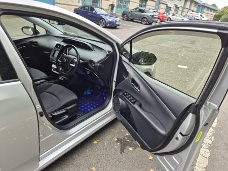 2016 Toyota Prius - photo 11