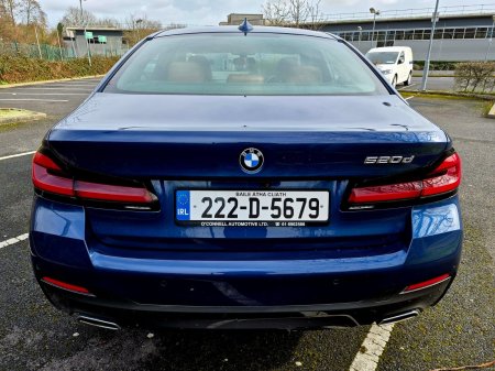 2022 BMW 5-Series - photo 8