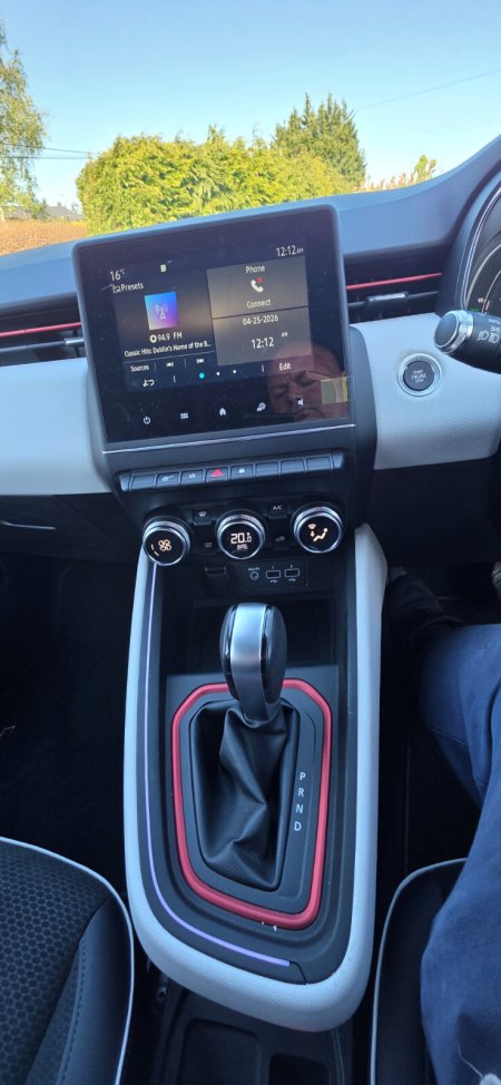 2020 Renault Clio - photo 15