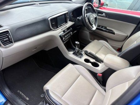 2020 Kia Sportage - photo 3