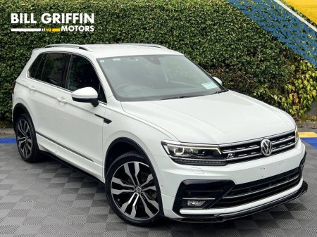 2019 Volkswagen Tiguan R-LINE 2.0 TDI 4MOTION AUTO // PERFORMANCE PACK // NEW 20" ALLOYS // 360 PARKING CAMERAS