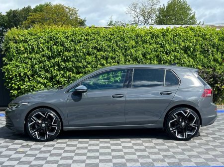 2023 Volkswagen Golf - photo 3