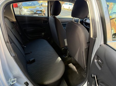 2015 Mitsubishi Space Star - photo 12