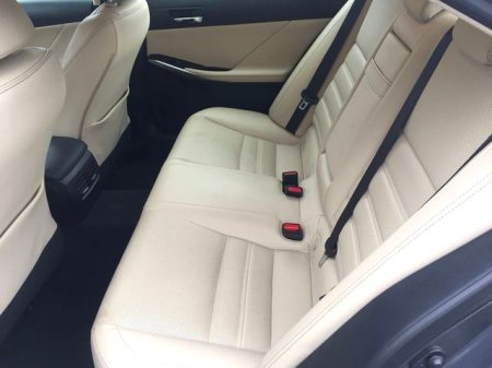 2015 Lexus IS - photo 8