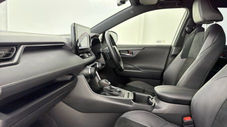 2025 Toyota RAV4 - photo 5