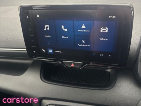 2024 Toyota Yaris - photo 18