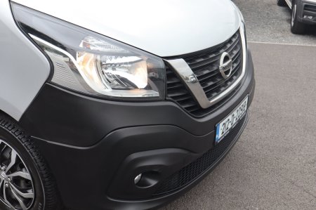 2021 Nissan NV300 - photo 9
