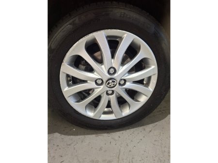 2017 Toyota Yaris - photo 17