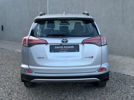 2016 Toyota RAV4 - photo 5