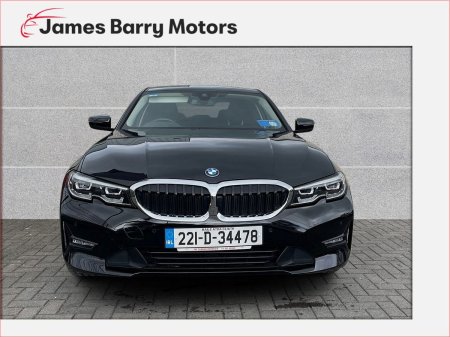 2022 BMW 3-Series - photo 2