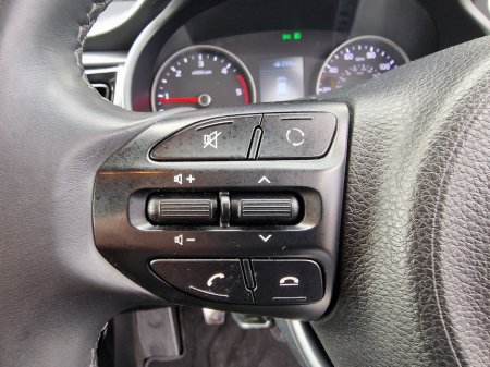 2017 Kia Rio - photo 17