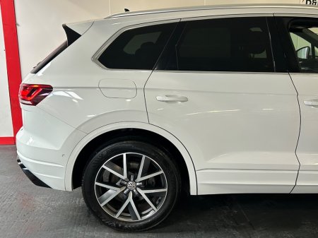 2019 Volkswagen Touareg - photo 36