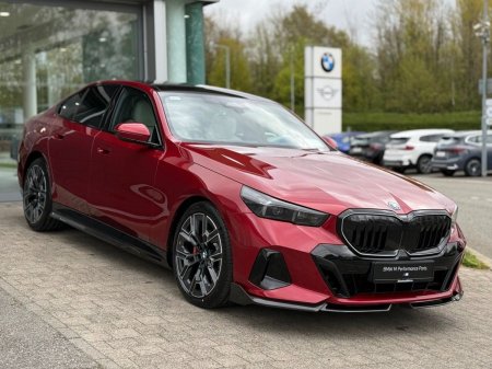 2026 BMW 5-Series 530e M Sport Pro w/ M Performance Carbon Kit