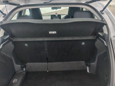2024 Toyota Yaris - photo 17