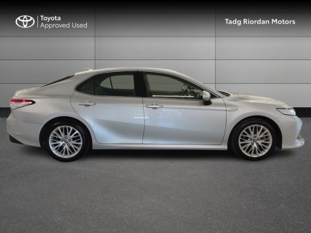 2021 Toyota Camry - photo 3