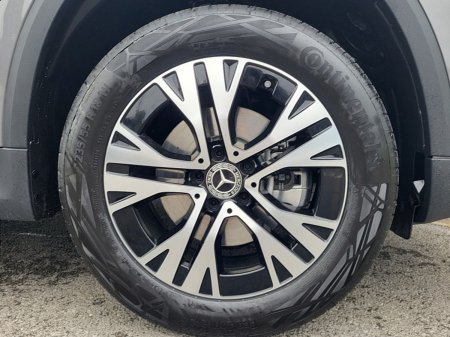 2027 Mercedes-Benz GLA - photo 16